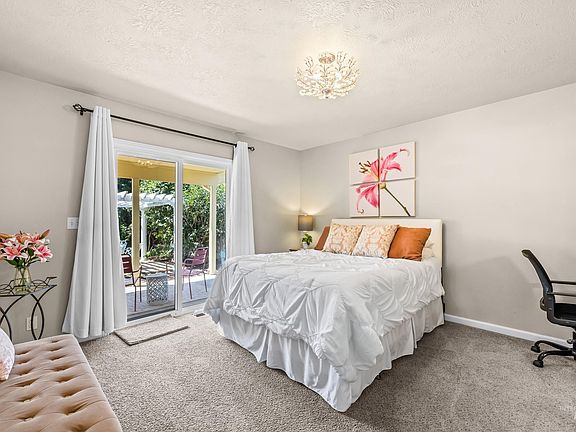 4th image of 8671 W Thunder Mountain Dr