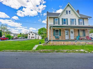 3927 E Grant St, Slatedale, PA 18079