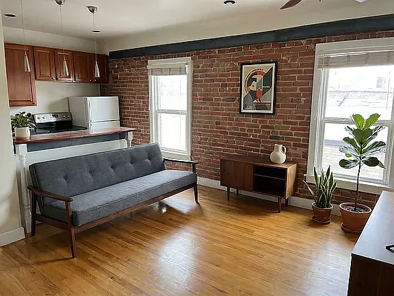 2515 N Clarkson St — Photo 12