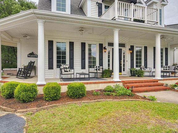 5th image of 605 Oak Meadow Ln