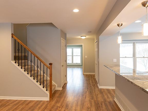 2nd image of 2204 Pine Grove Ct