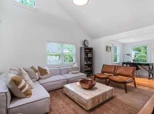 51 Chestnut St, Sag Harbor, NY 11963