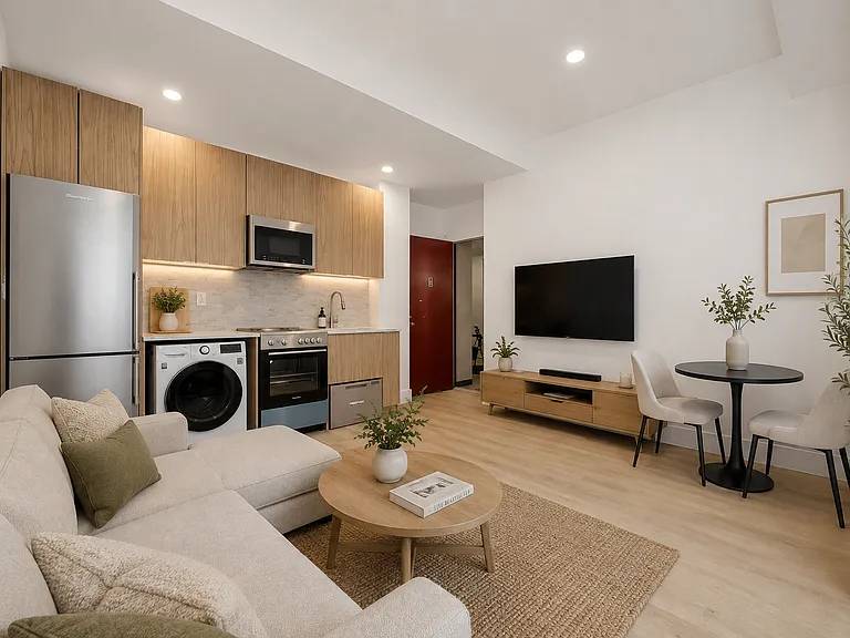 138 E 38th St #7B — Photo 1