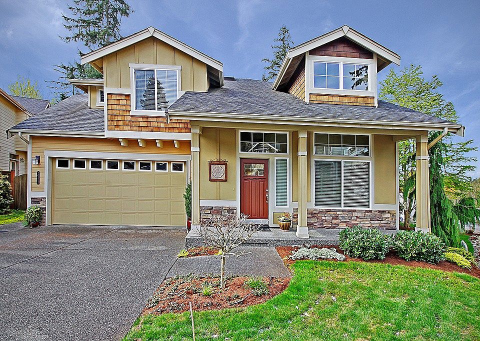 1st image of 20233 12th Ave W
