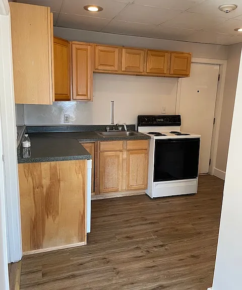 2214 Broad St #201 — Photo 4
