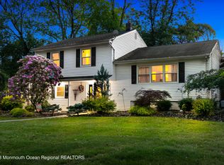 38 Normandy Ct, Middletown, NJ 07748