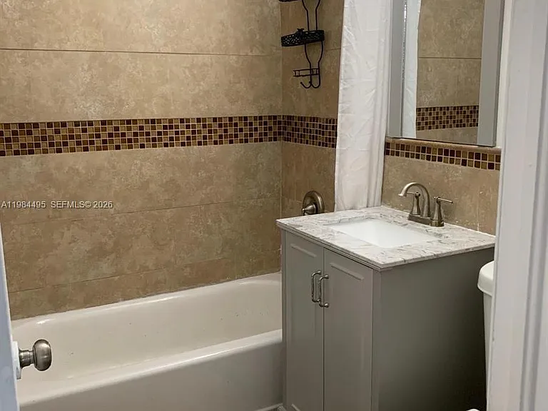 1511 SW 4th Ave — Photo 9