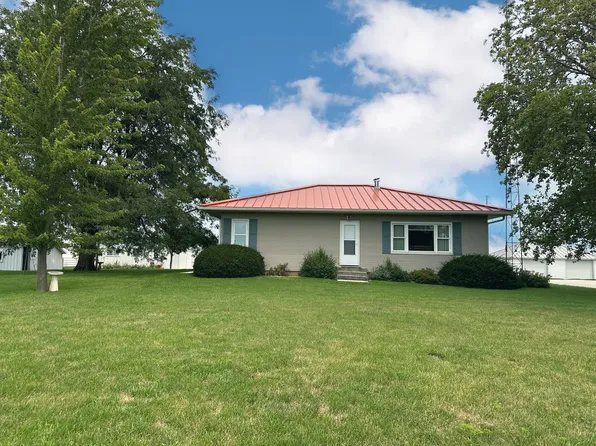260 E 3300 North Rd, Herscher, IL 60941