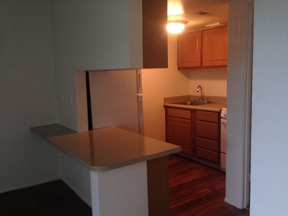 4th image of 3017 U K Cir APT 2793