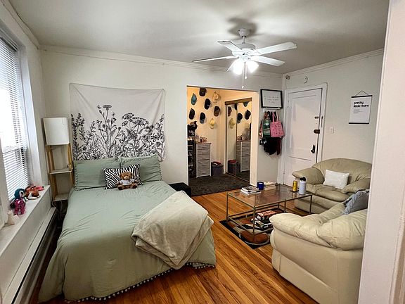 5th image of 3342-3345 N Marshfield Ave #27