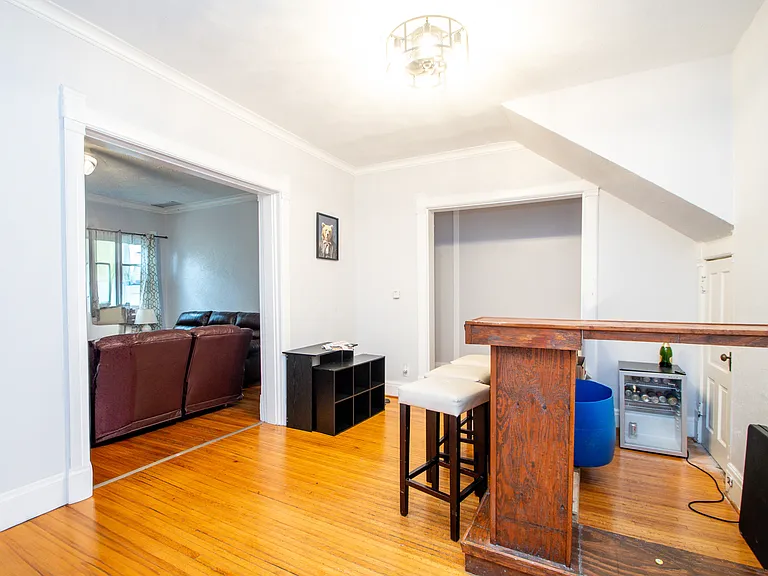1405 W Barker Ave — Photo 2