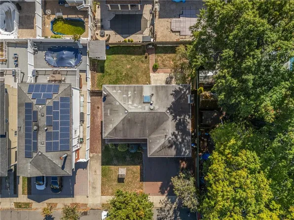 878 Sheldon Ave, Staten Island, NY 10309