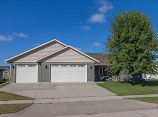 1123 Huntington St, Holmen, WI 54636
