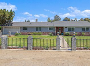 680 S Anderson Rd, Exeter, CA 93221