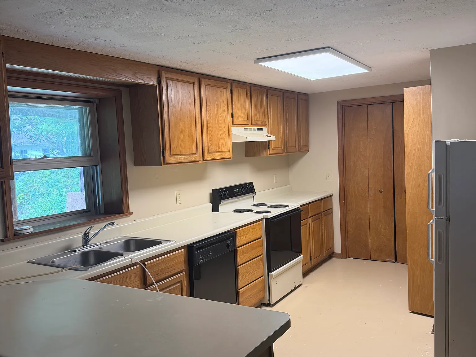 2 bed, $1,500 — Photo 4