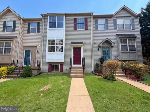 8641 Centerton Ln, Manassas, VA 20111