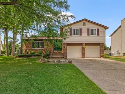 3158 Sandoval Dr, Lake Orion, MI, 48360
