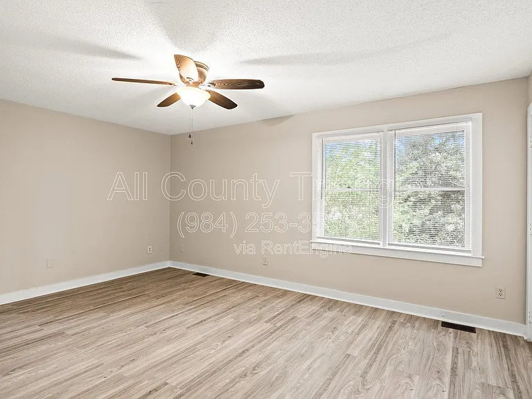 1619 Budwood Dr — Photo 21
