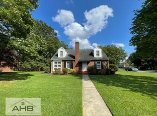 424 Green St, Graham, NC 27253