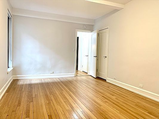 4th image of 400 E 58th St APT 7G