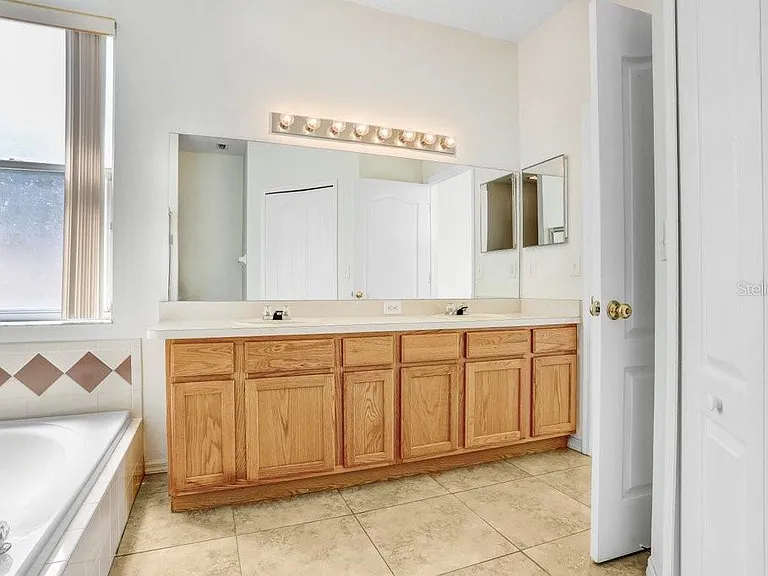 930 Grand Canyon Dr — Photo 22