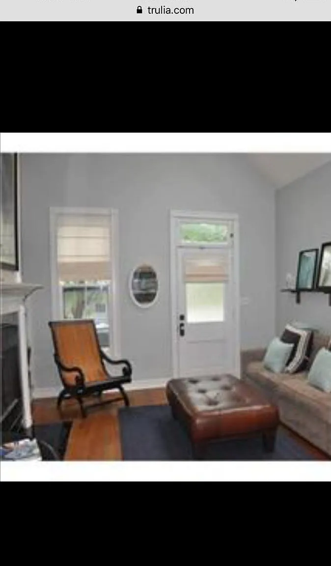 943 Camp St — Photo 3