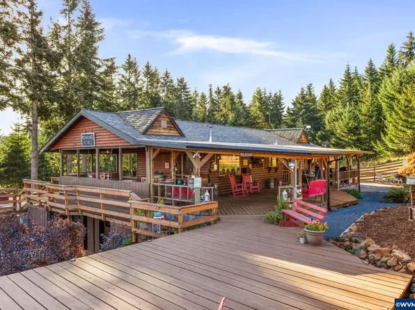 4194 Davis Creek Rd NE, Silverton, OR 97381