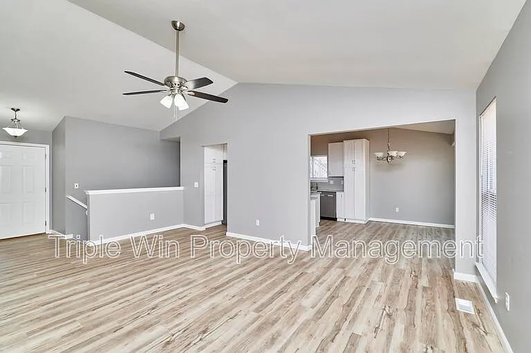 4927 Triple Tree Ct — Photo 9