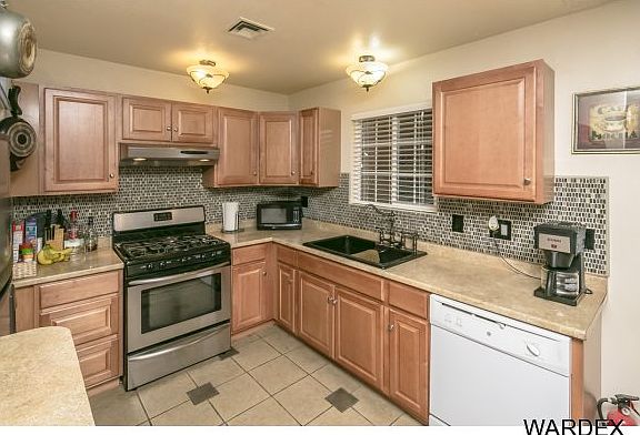 3rd image of 2058 San Juan Dr
