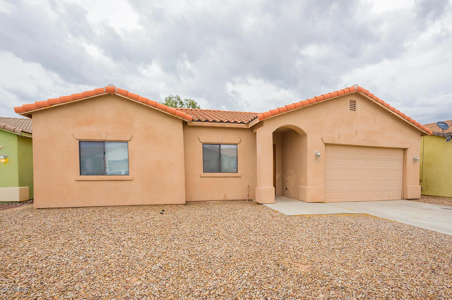 3 bed, 2.0 bath, 1449 sqft, $1,650 — Photo 1
