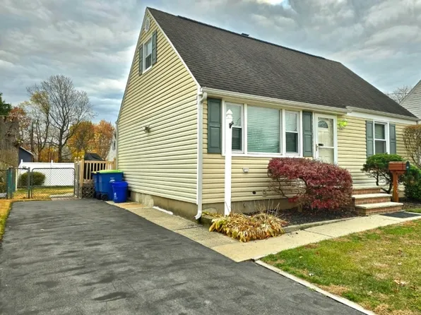 720 Boesel Ave, Manville Boro, NJ 08835