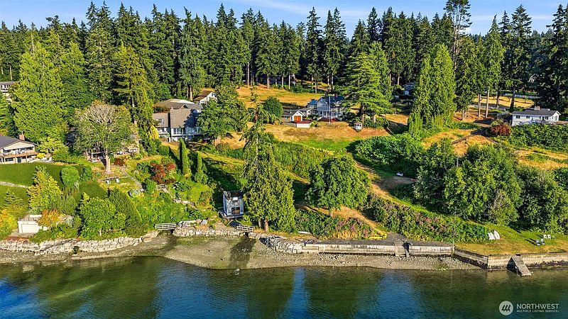 3rd image of 1204 38th Avenue Ct