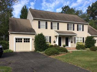 8 Jane Rd, New Providence, NJ 07974