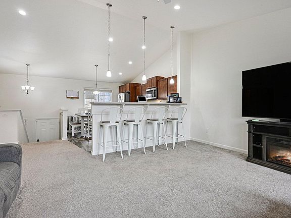 5th image of 58640 Pond View Ln