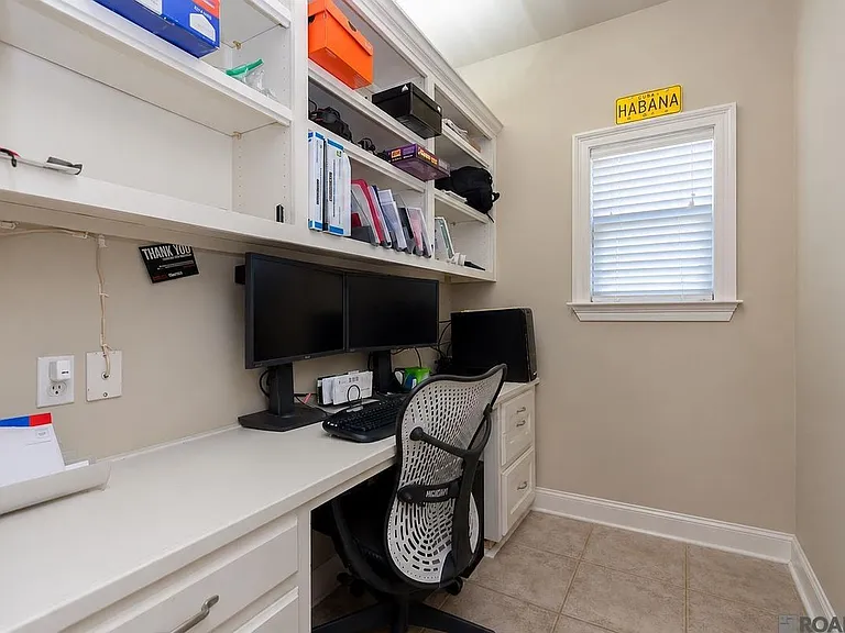 10743 Hillbrook Ave — Photo 33