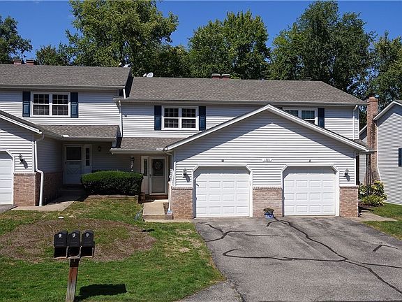 2nd image of 1771 Rolling Hills Dr APT B