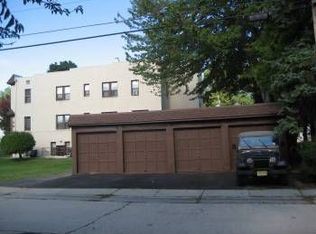 487 S Main St, Wood Ridge, NJ 07075