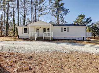 5901 Dianne Dr SE, Acworth, GA 30102