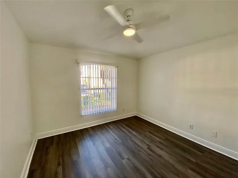10264 Oak Crest Rd — Photo 25