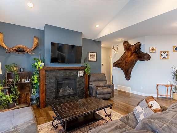 5th image of 440 Daladon Dr