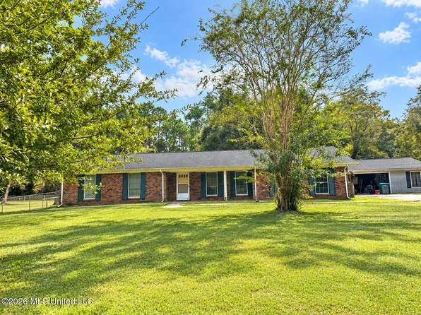 2201 Guillotteville Rd, Gautier, MS 39553