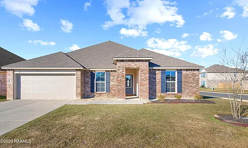 200 S Lakepointe Dr Photo 1
