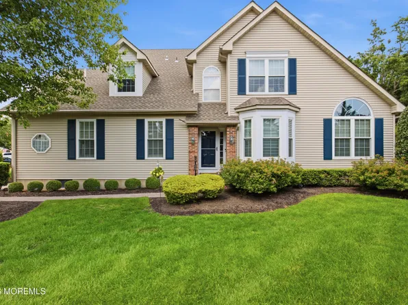 12 Courtyard Lane, Brielle, NJ 08730