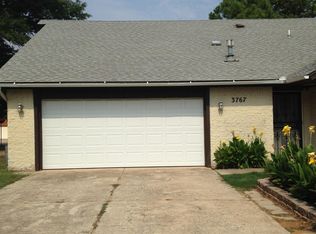 3767 River Oaks Dr, Norman, OK 73072