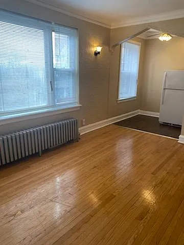 1121-23 — Photo 2