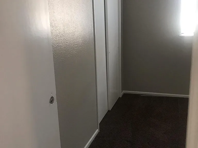 502 W Beverly Dr — Photo 9