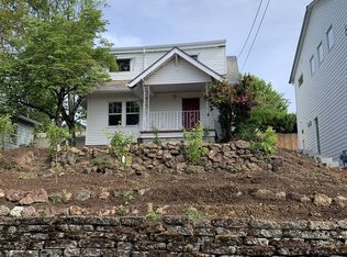 1803 SW Troy St, Portland, OR 97219