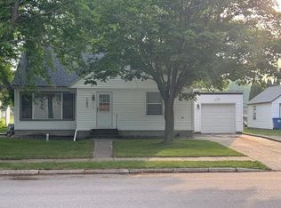 1107 11th St, Clarkfield, MN 56223