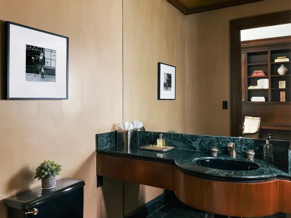 1165 Park Avenue image 25 of 28