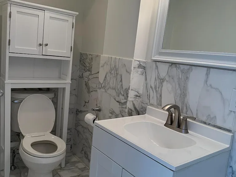408 S Alder St — Photo 12